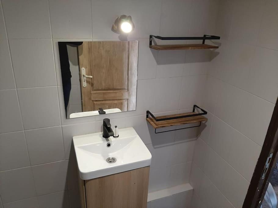 T3 Hyper-Centre Au Calme Tout Equipe Parking Prive Apartment Castres  Bagian luar foto